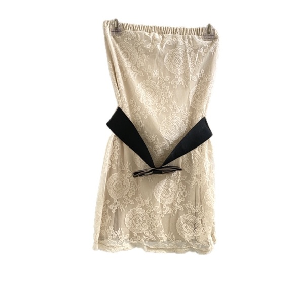 Lace Strapless Dress Size: Large - Picture 1 of 8